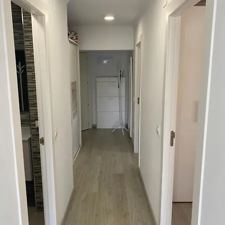 Acogedor Y Reformado Apartamento, Alicante. * Alicante