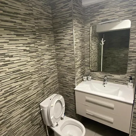 Acogedor Y Reformado Apartamento, Alicante.