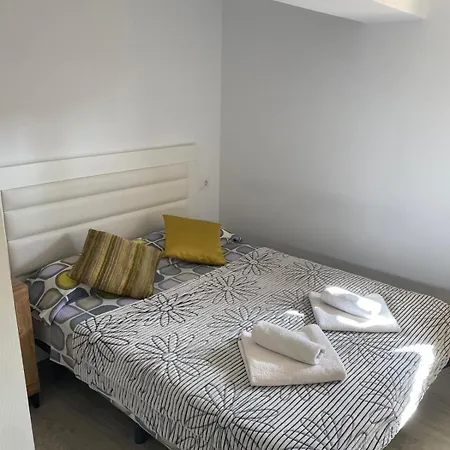 Acogedor Y Reformado Apartamento, Alicante. Alicante