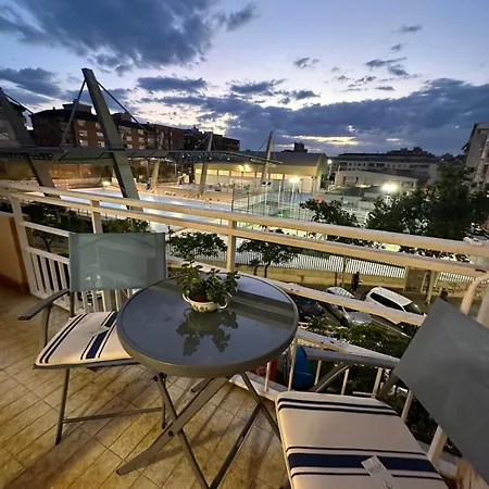 Acogedor Y Reformado Apartamento, Alicante. Apartment